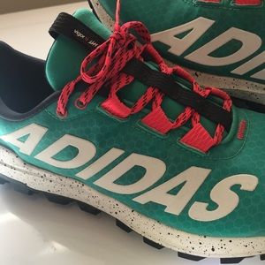 Adidas Vigor aqua, size 8